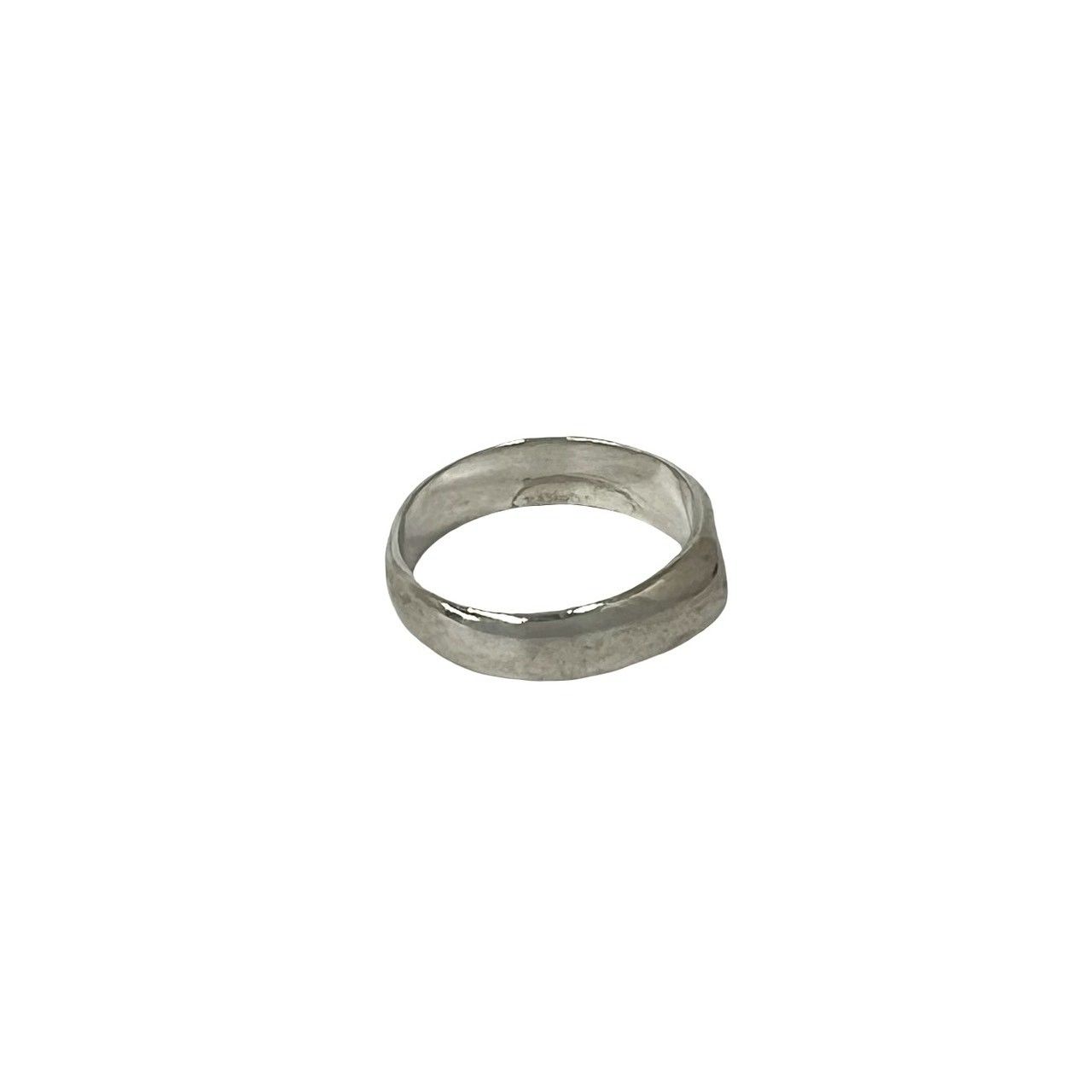 Tiffany & Co Vintage Curved Heart Ring 925 Sterling Silver — view 5
