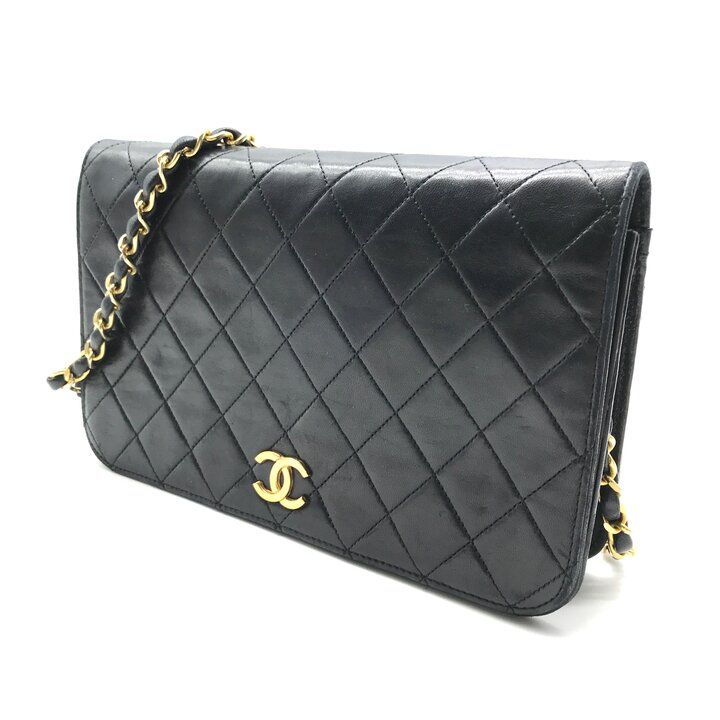 Chanel CC Logo Quilted Push Lock Lambskin Chain Shoulder Bag Black — view 2