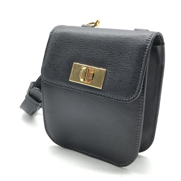 Gucci Logo Turnlock Leather Waist Pouch Shoulder Bag Black Purse — view 2