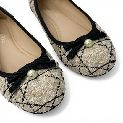 Dior Ballerina Flat Shoes Tweed Fabric Beige Black CD Logo Pearl Ribbon — view 9