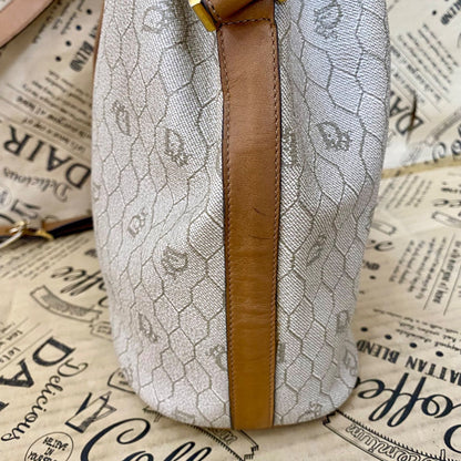 Dior Shoulder Bag Drawstring Honeycomb White — view 9