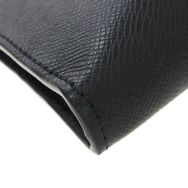 Louis Vuitton Taiga Pochette Handbag — view 7