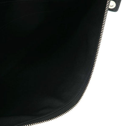 Louis Vuitton Taiga Pochette Handbag — view 3