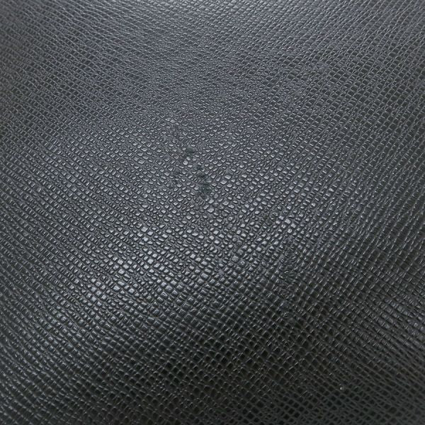Louis Vuitton Taiga Pochette Handbag — view 5