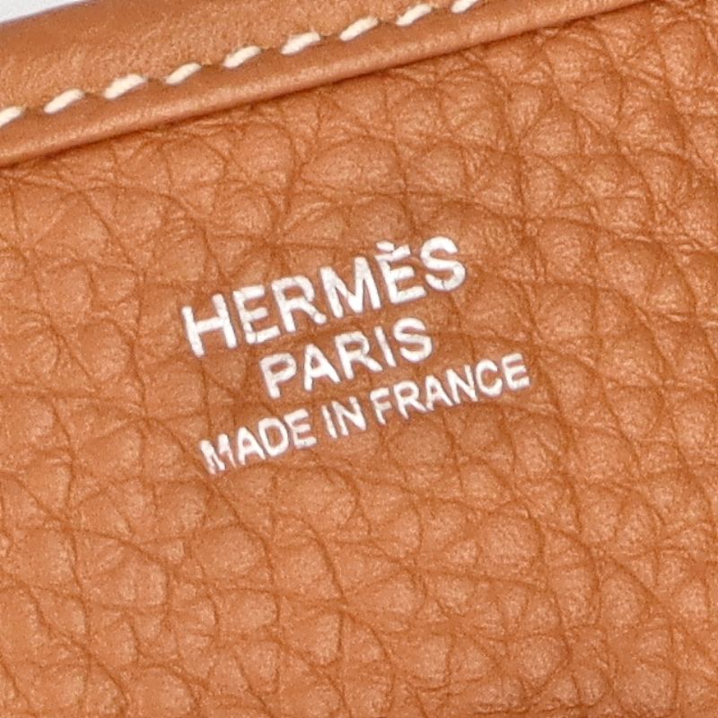 Hermes Evelyne 3 PM Taurillon Clemence Shoulder Bag Gold — view 7