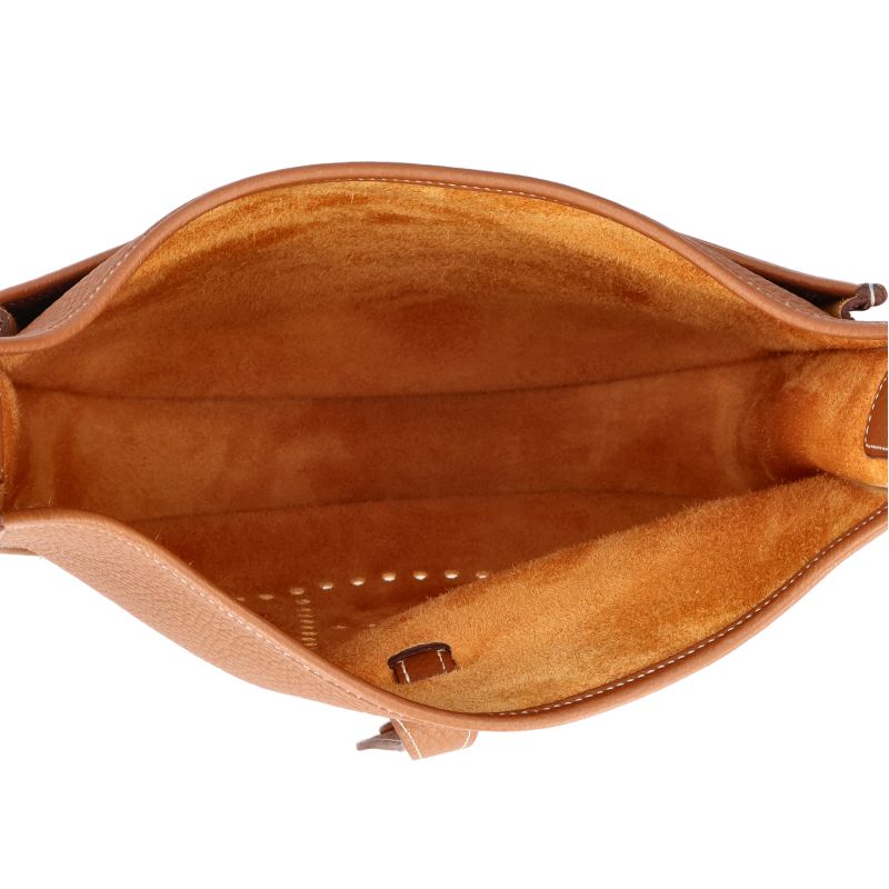 Hermes Evelyne 3 PM Taurillon Clemence Shoulder Bag Gold — view 6