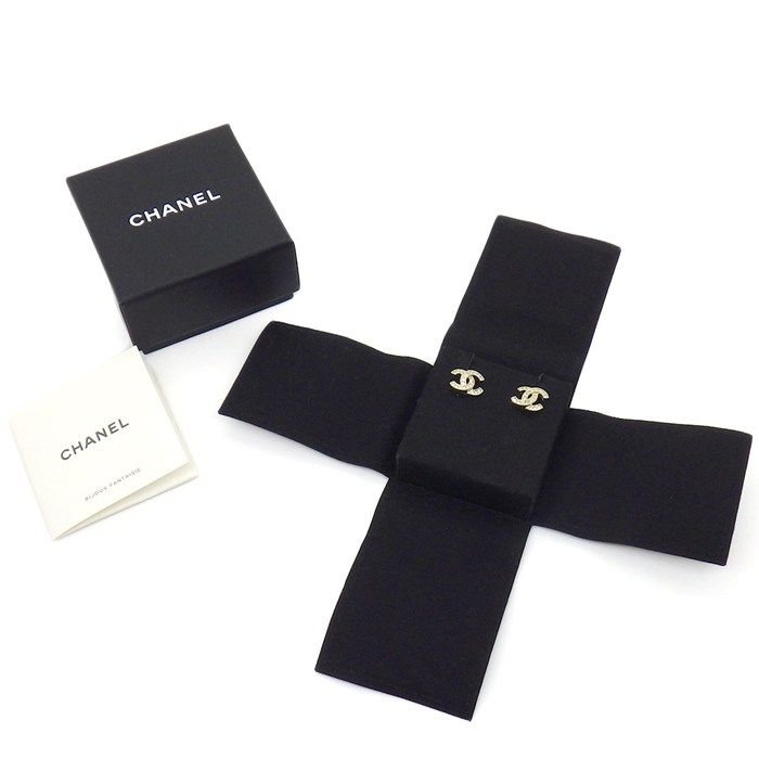 Chanel Earrings CC Logo Rhinestone — view 5