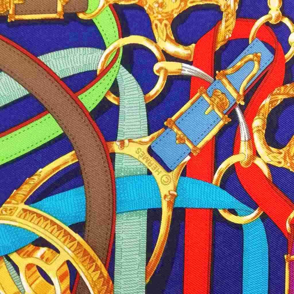 Hermes Cavalcadour Voltigeur Carre 42 Petit Scarf — view 8
