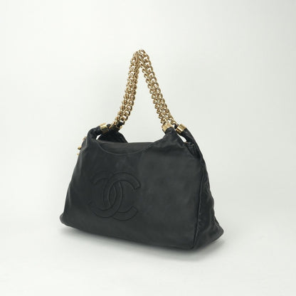 Chanel Tote Shoulder Bag Lambskin Noir Black Gold Chain Bag Big CC Logo Jumbo — view 2