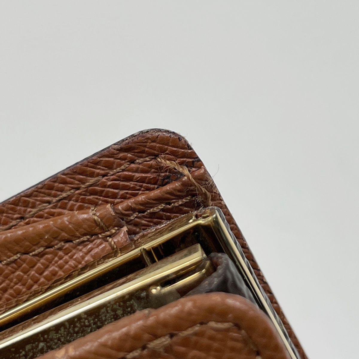 Louis Vuitton Junk Porte Monet Billets Viennois Bill Purse Coin Kiss Lock — view 4