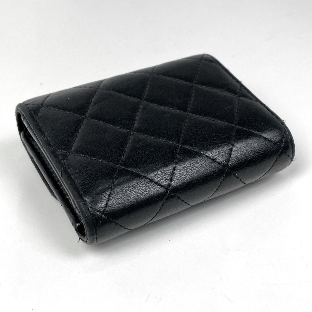 Chanel CC Logo Trifold Wallet Quilted Leather Black — view 2
