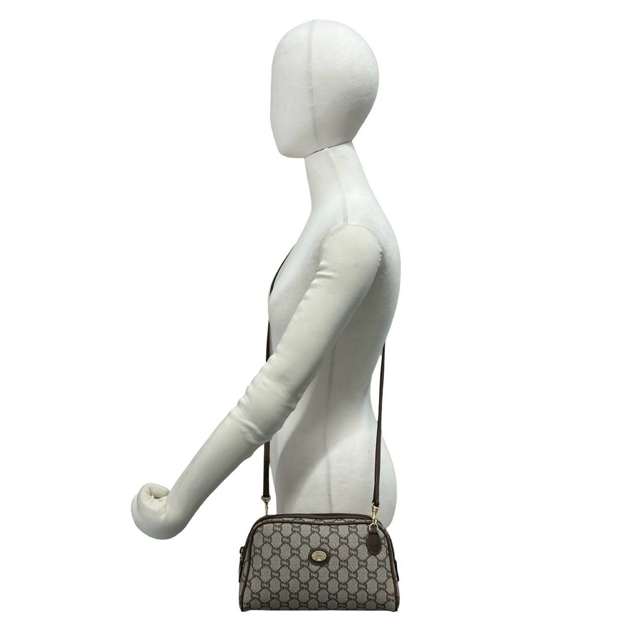 Gucci Vintage Plus Logo Pattern Leather Mini Shoulder Bag Pochette Brown — view 2