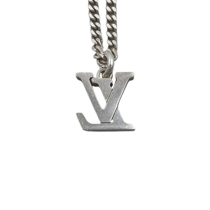 Louis Vuitton Pendant LV Spike Logo Silver Black — view 4