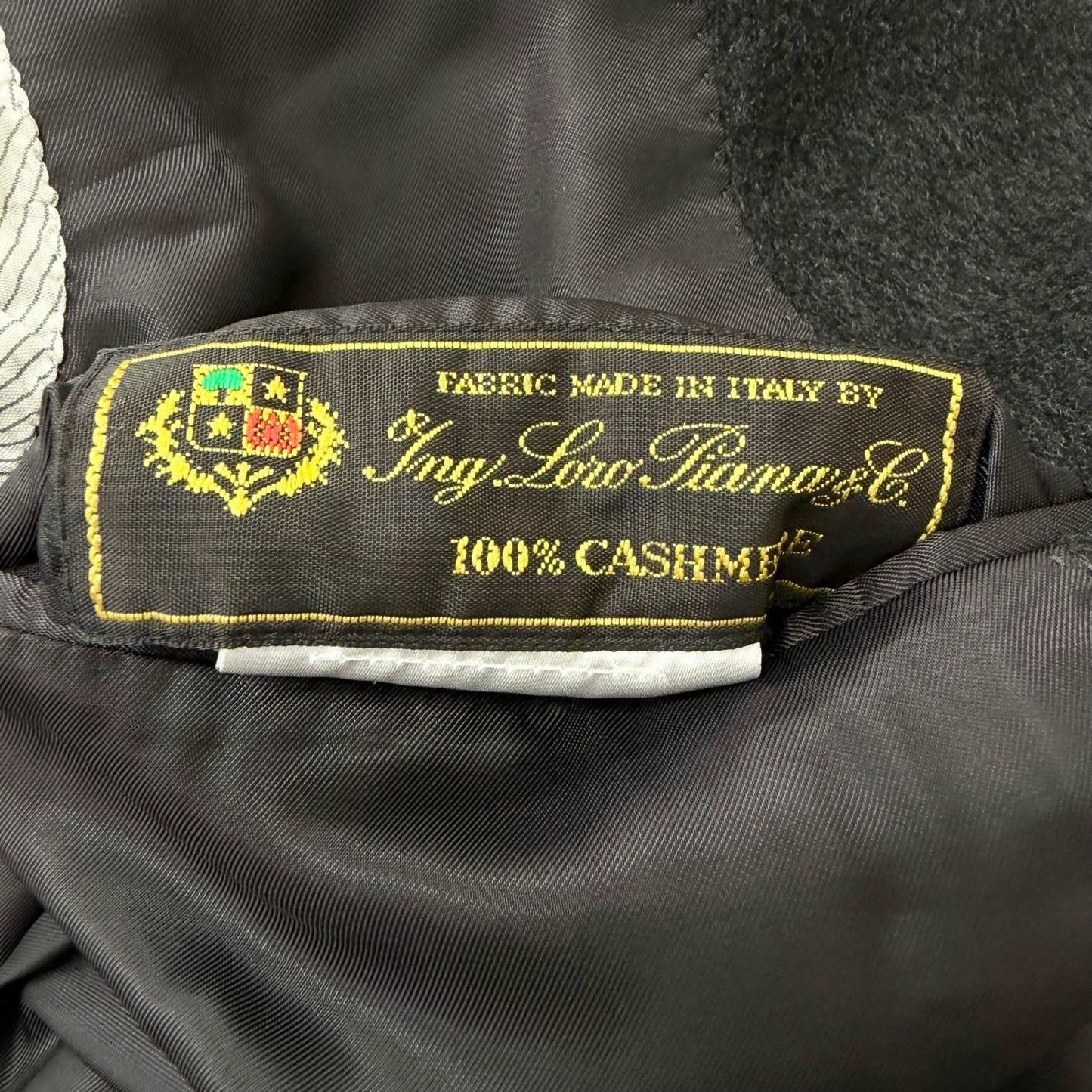 Loro Piana Caruso Cashmere Specially Made by Isetan Using Fabric Chesterfield — view 8