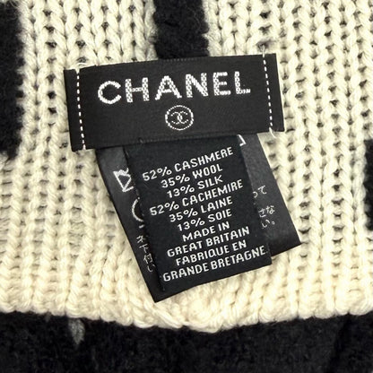 Chanel 21k Cashmere Silk Blend Logo — view 6