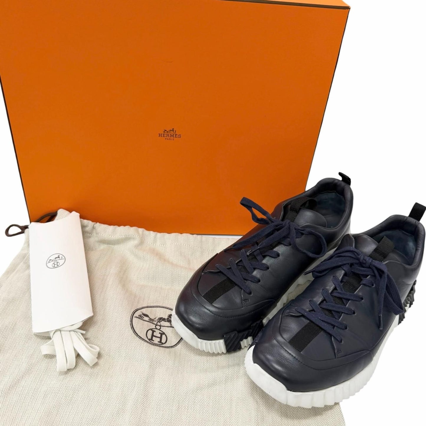 Hermes 2024 42 185900 Sneaker — view 2
