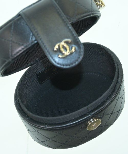 Chanel Shoulder Bag Black — view 4