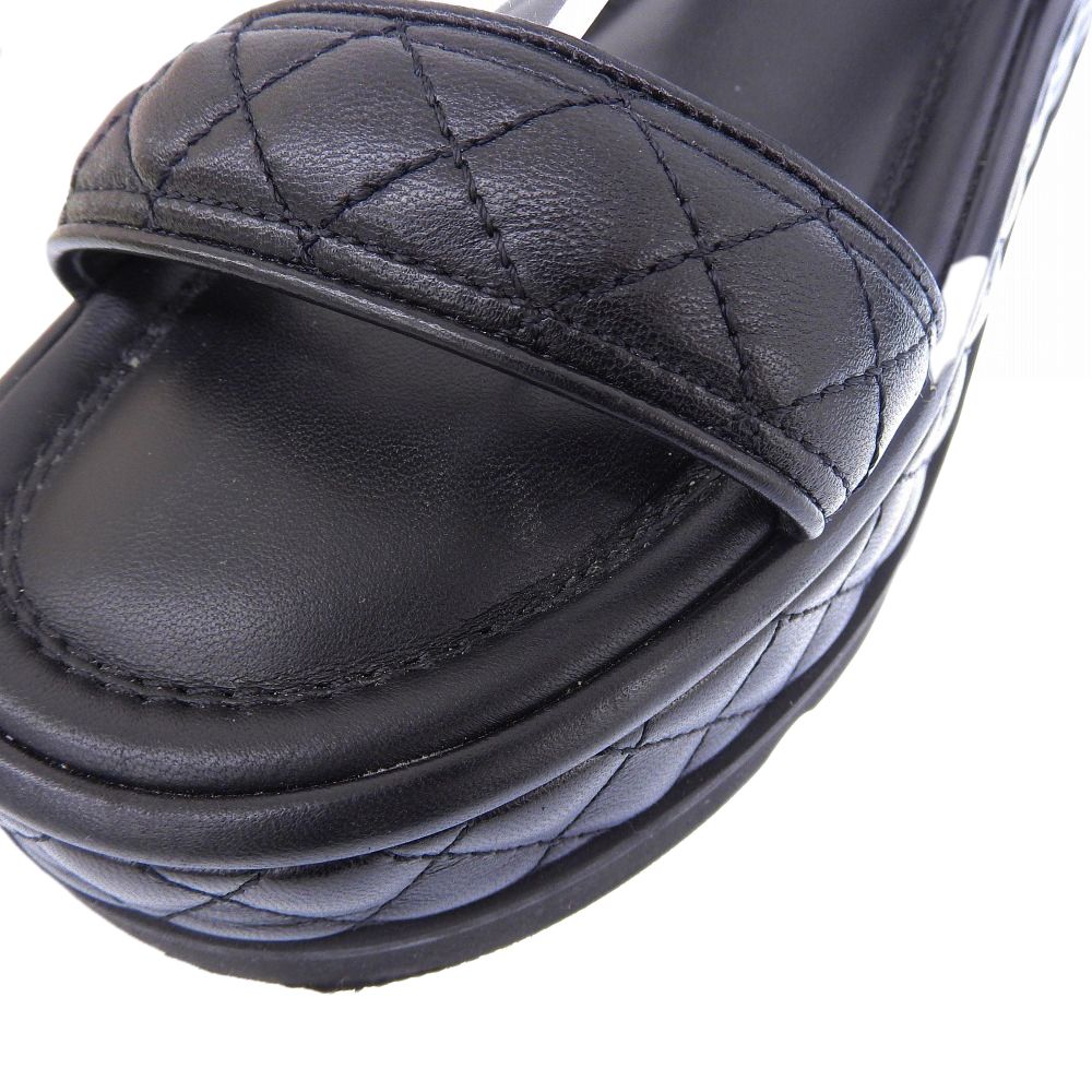 Chanel Metiers D'art Collection Leather CC Logo Quilted Flat Form Velcro — view 3