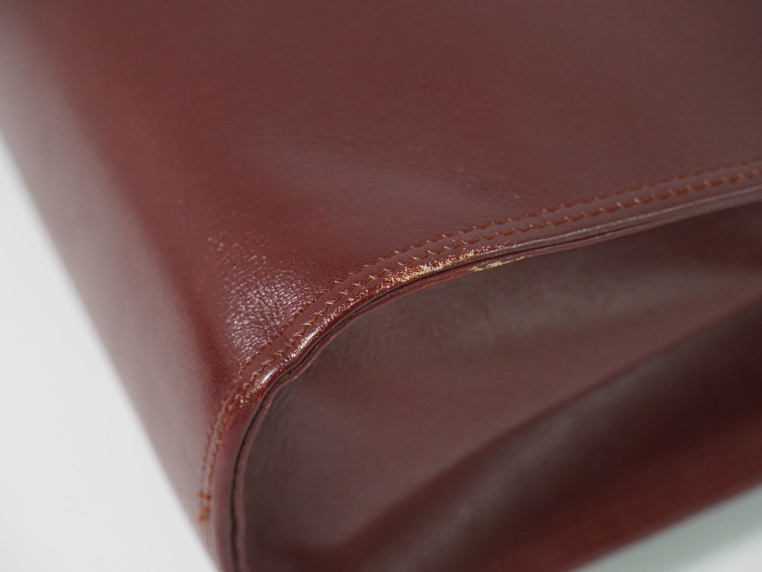 Cartier Must Line Shoulder Bag Leather Bordeaux — view 7