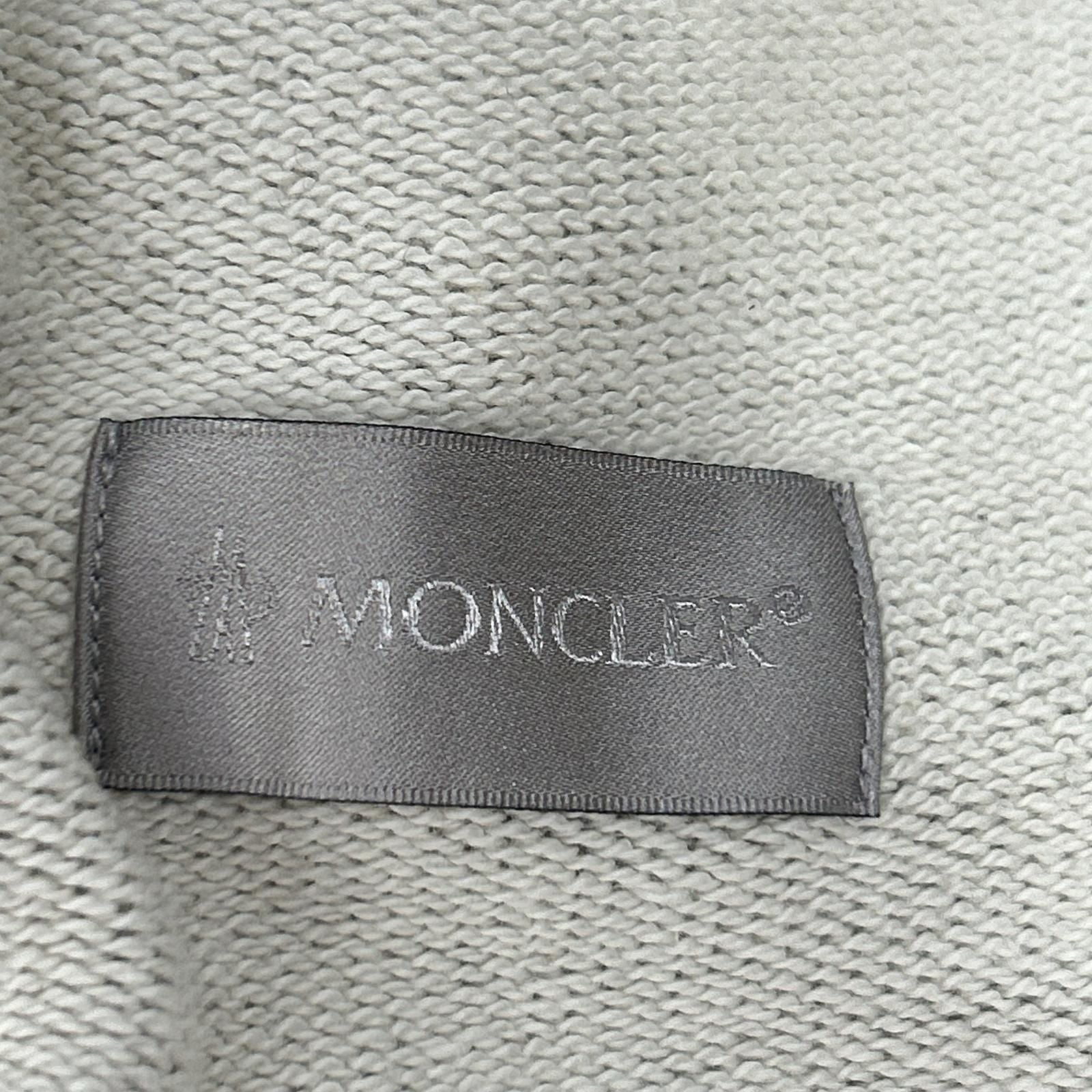 Moncler Silver Sweatshirt Shorts — view 3