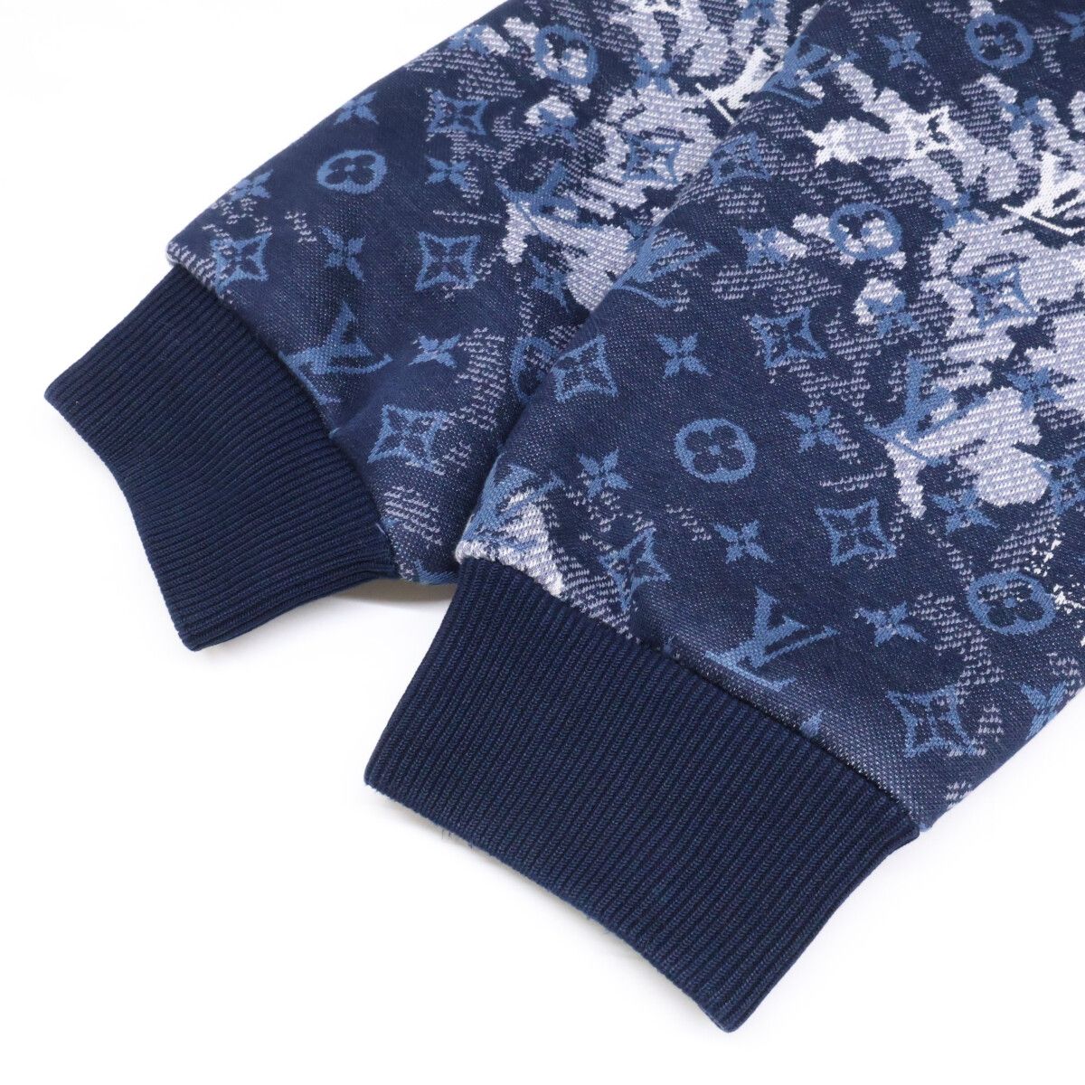 Louis Vuitton Agency Tapestry Monogram Sweatshirt — view 6