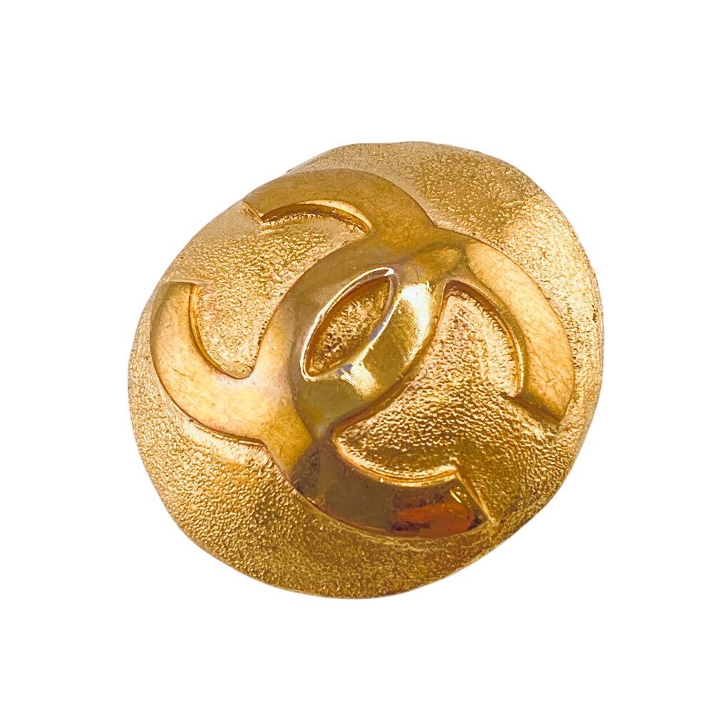 Chanel 29 CC Logo Brooch Gold