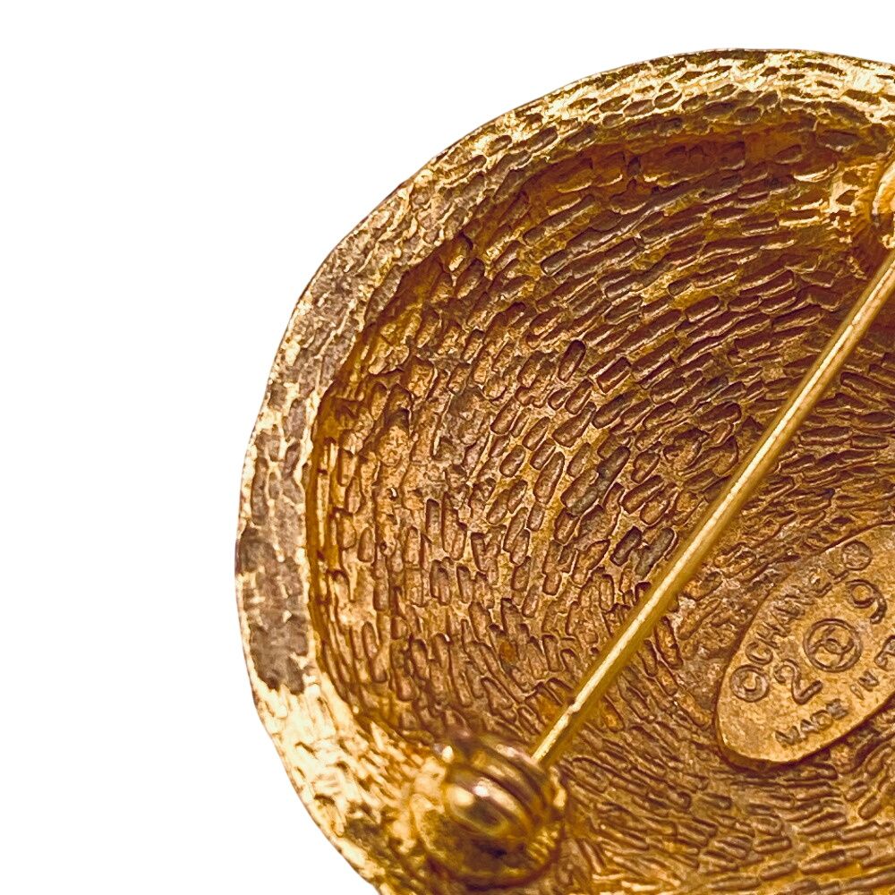 Chanel 29 CC Logo Brooch Gold — view 6