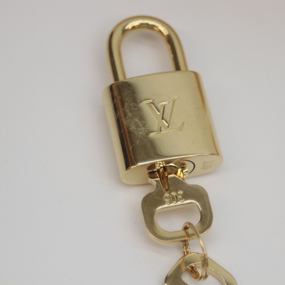 Louis Vuitton Yayoi Kusama Monogram Pumpkin Keepall Bandouliere 45 — view 9