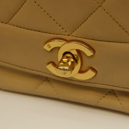 Chanel Beige Lamb Diana 25 Shoulder — view 9