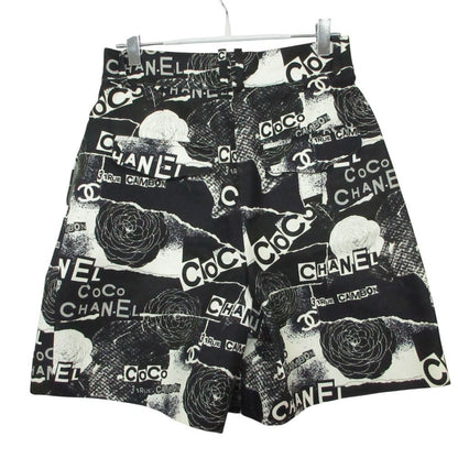 Chanel Shorts Culottes Camellia CC Logo Graphic Black 36 — view 2