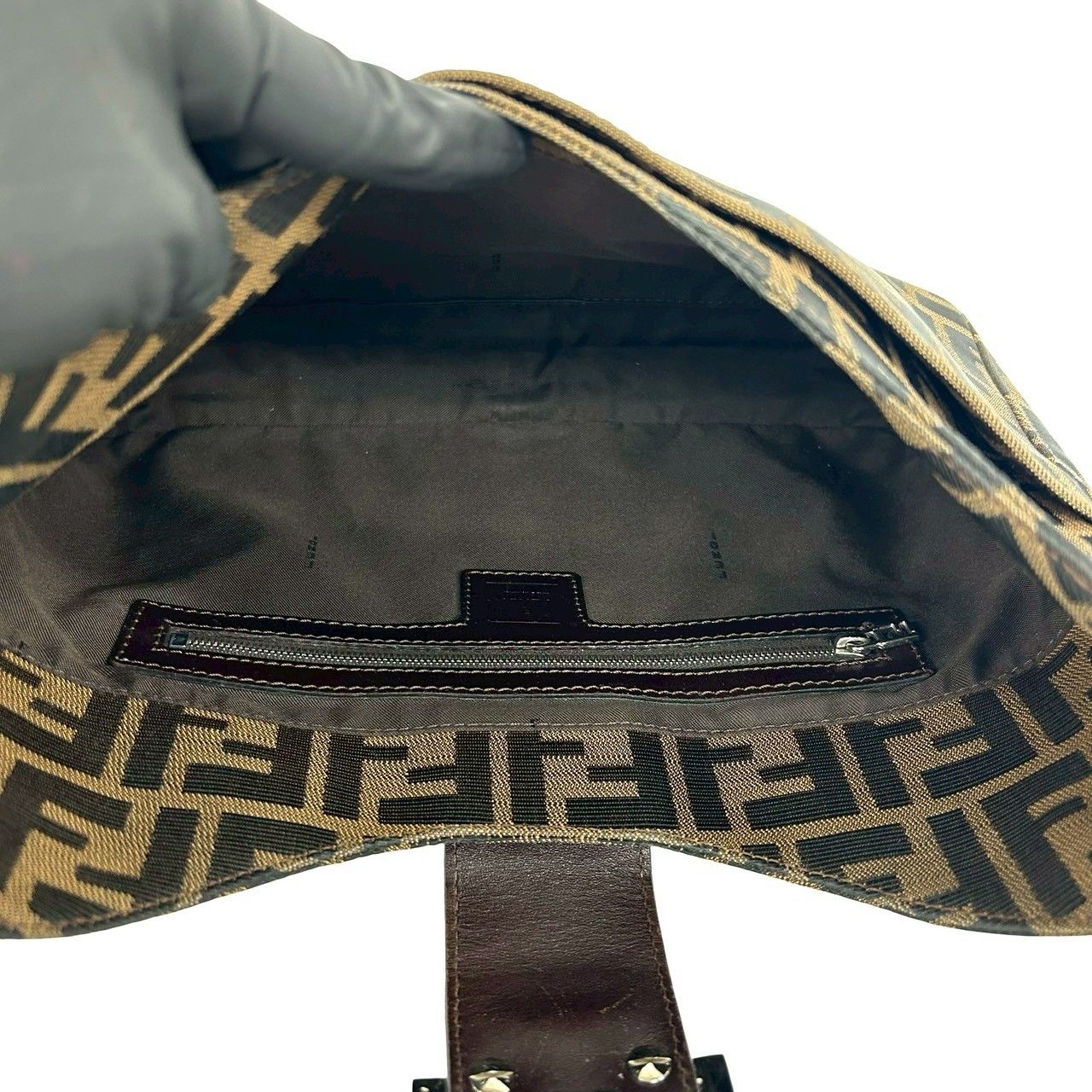 Fendi Vintage Zucca FF Pattern Logo Canvas Leather Shoulder Bag Brown — view 9