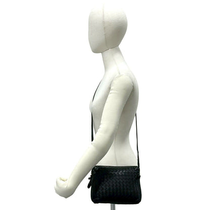 Bottega Veneta Intrecciato Leather Mini Shoulder Bag Pochette Crossbody Black — view 2