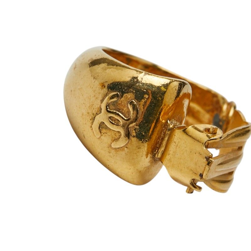 Chanel Vintage CC Logo Earrings Gold Plated — view 4