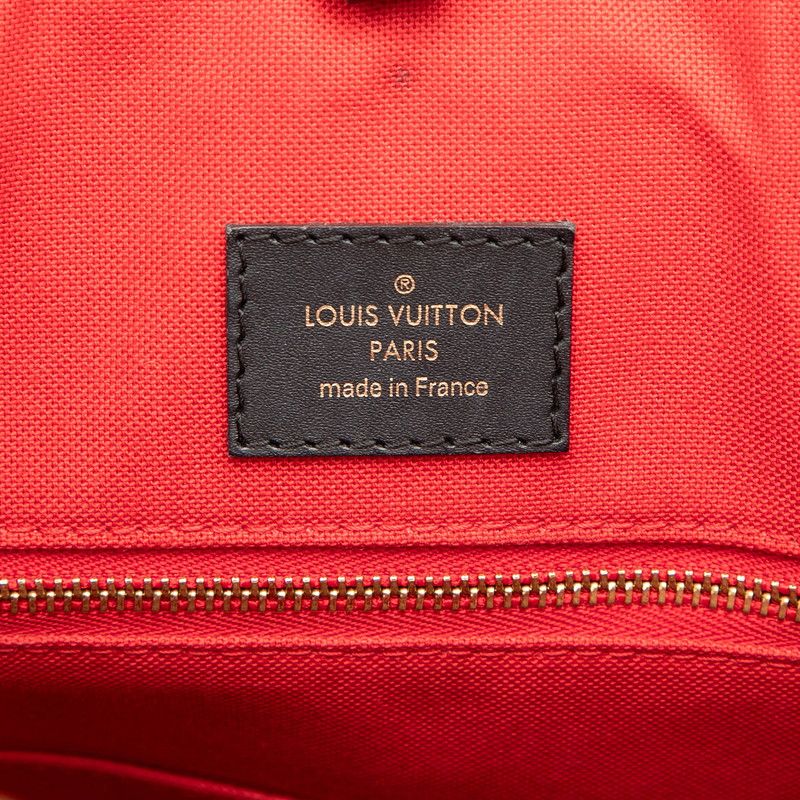 Louis Vuitton Monogram Giant Reverse On The Go MM 2-Way Shoulder Bag Brown — view 6