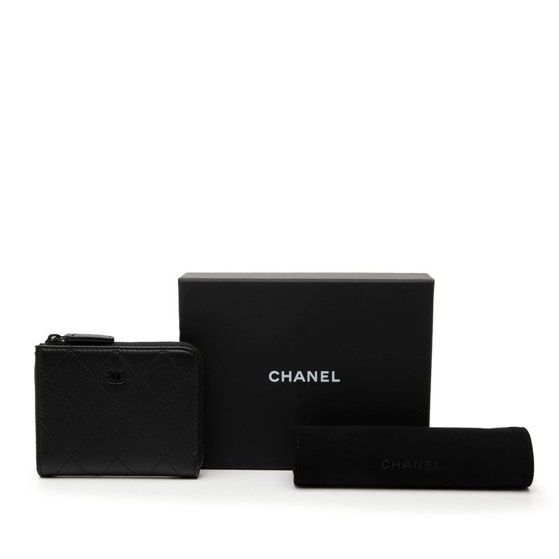 Chanel CC Logo Quilted Coin Case Compact Wallet L-shaped So Black Leather — view 7