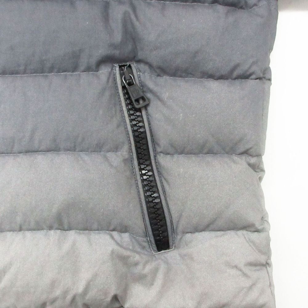 Moncler Off White by Virgil Abloh Dinard Down Jacket Rubber Big Patch Logo Gray — view 7