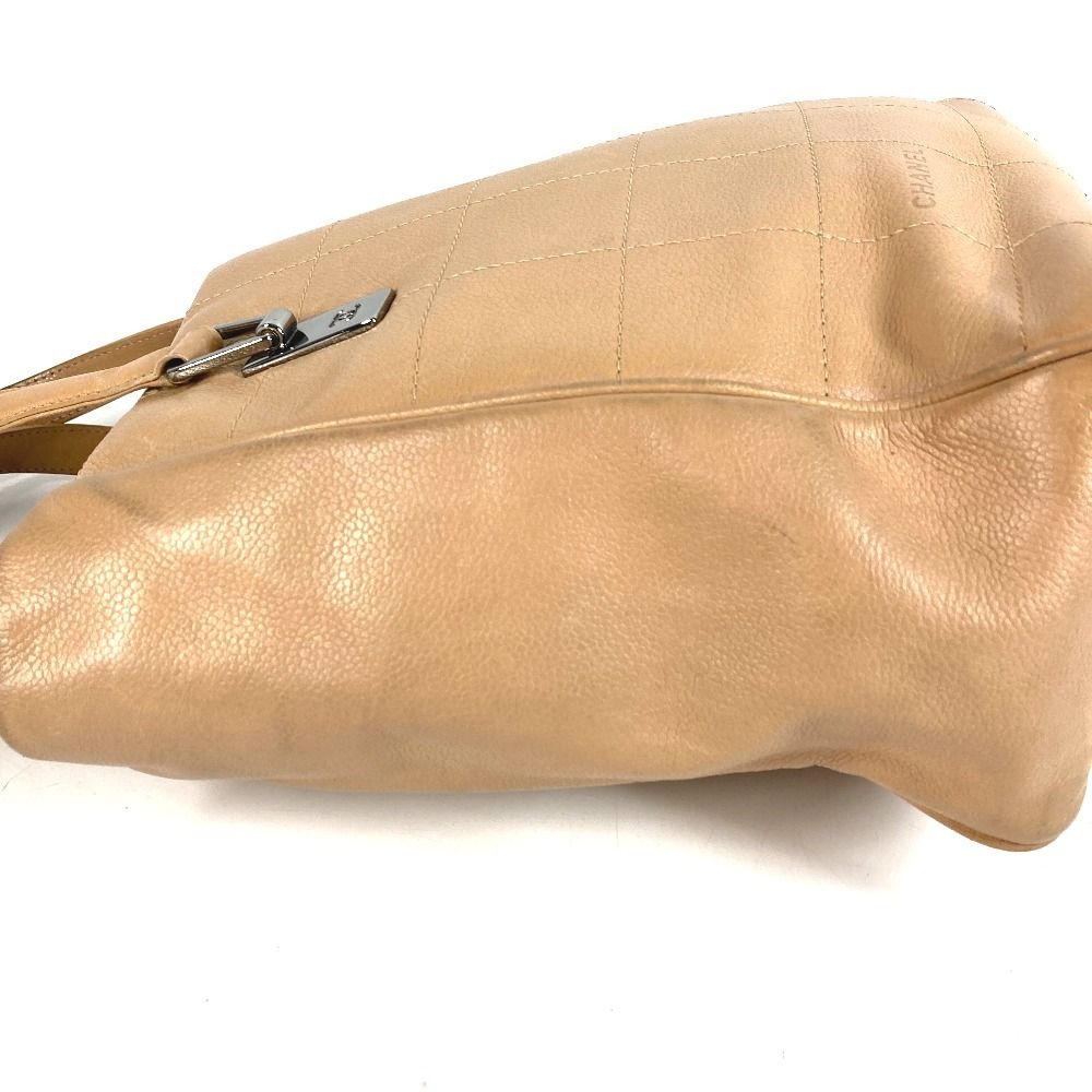 Chanel Shoulder Bag Choco Bar CC Logo Caviar Leather Beige — view 3