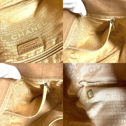 Chanel Shoulder Bag Choco Bar CC Logo Caviar Leather Beige — view 9