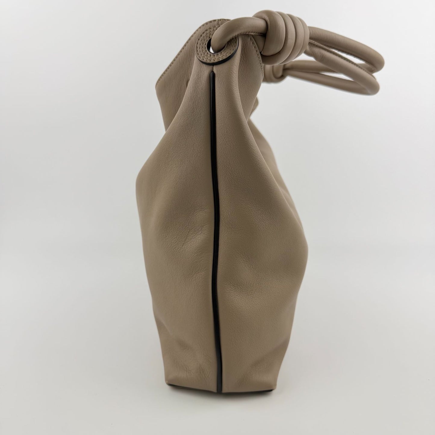 Loewe Anagram Flamenco Hobo Shoulder Bag Beige Leather Vintage — view 4