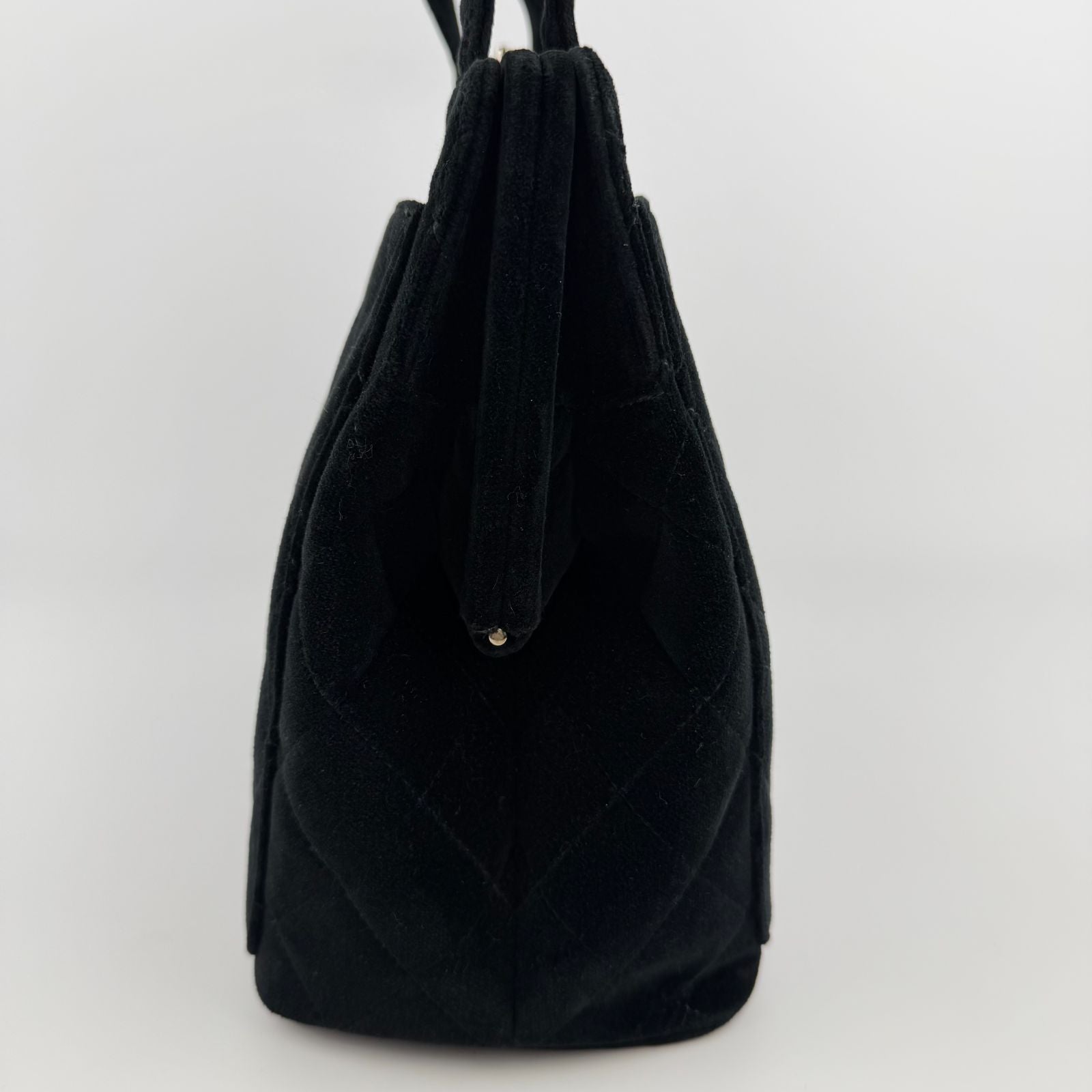 Chanel CC Logo Quilted Tote Shoulder Black Velour Vintage — view 5