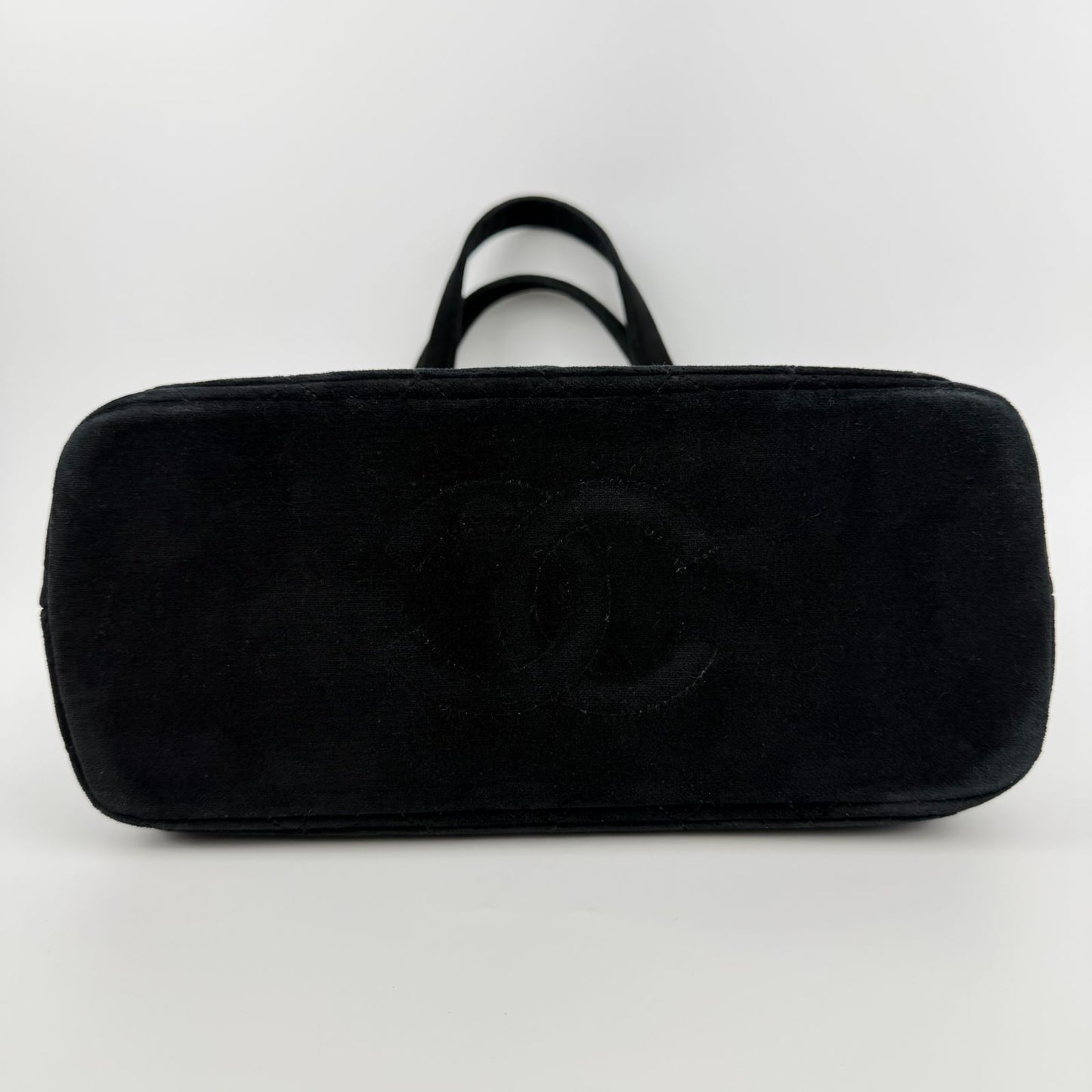 Chanel CC Logo Quilted Tote Shoulder Black Velour Vintage — view 7