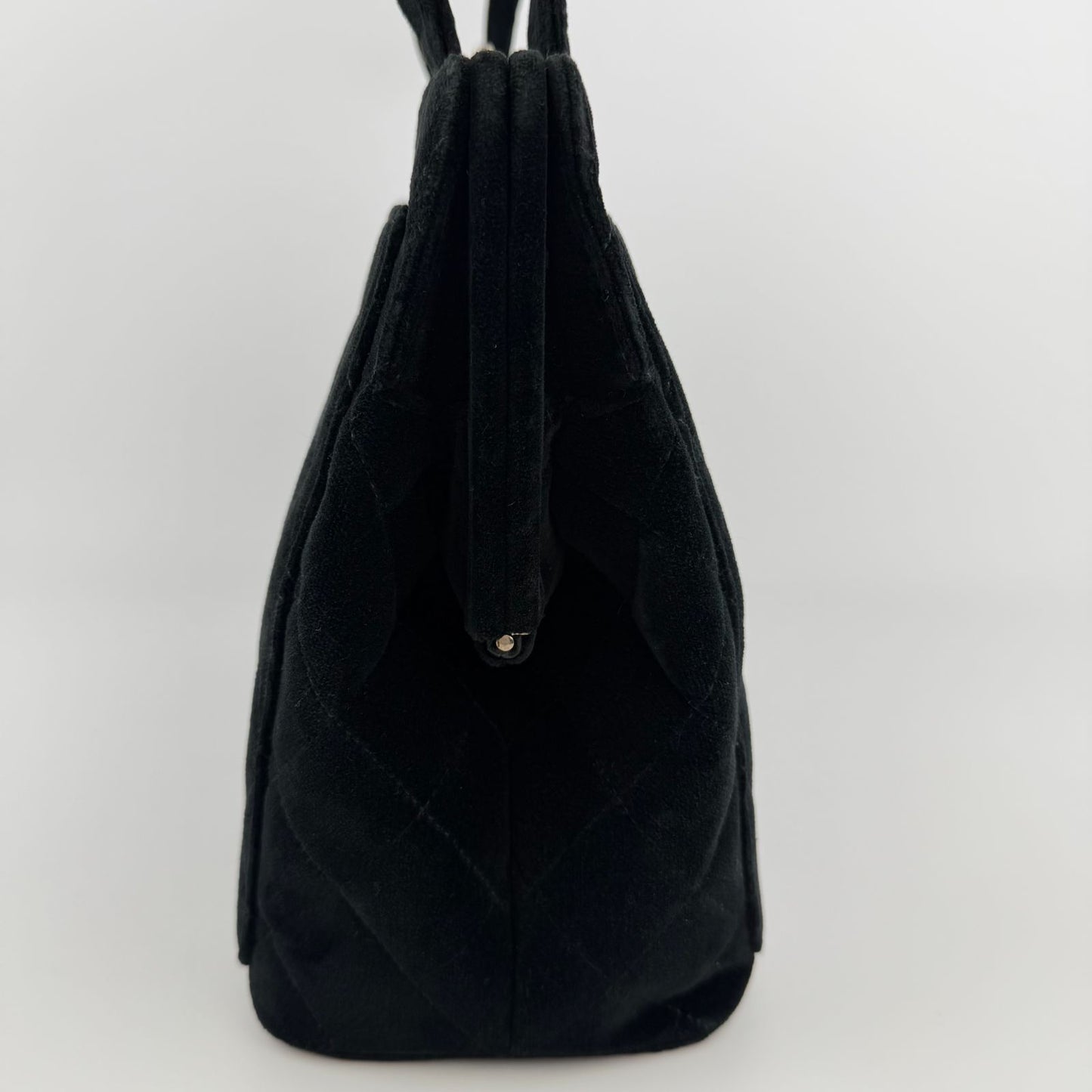 Chanel CC Logo Quilted Tote Shoulder Black Velour Vintage — view 4