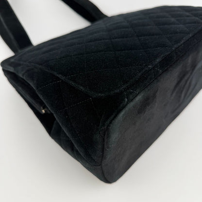 Chanel CC Logo Quilted Tote Shoulder Black Velour Vintage — view 8