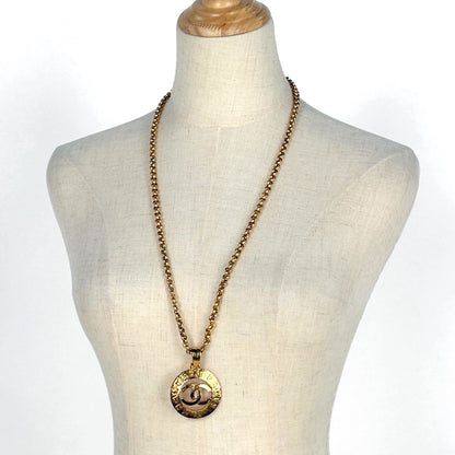 Chanel CC Logo Round Necklace Gold Plated — view 6