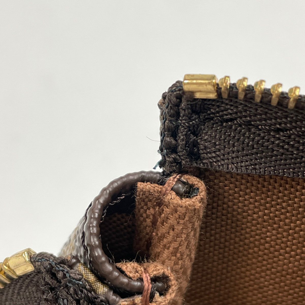 Louis Vuitton Pochette Vintage Pouch — view 7