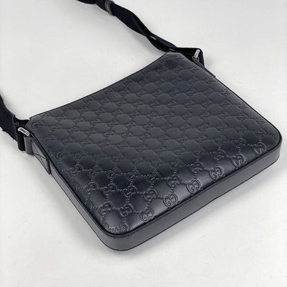 Gucci Guccissima Messenger Bag GG Pattern Shi Marais the Black — view 2
