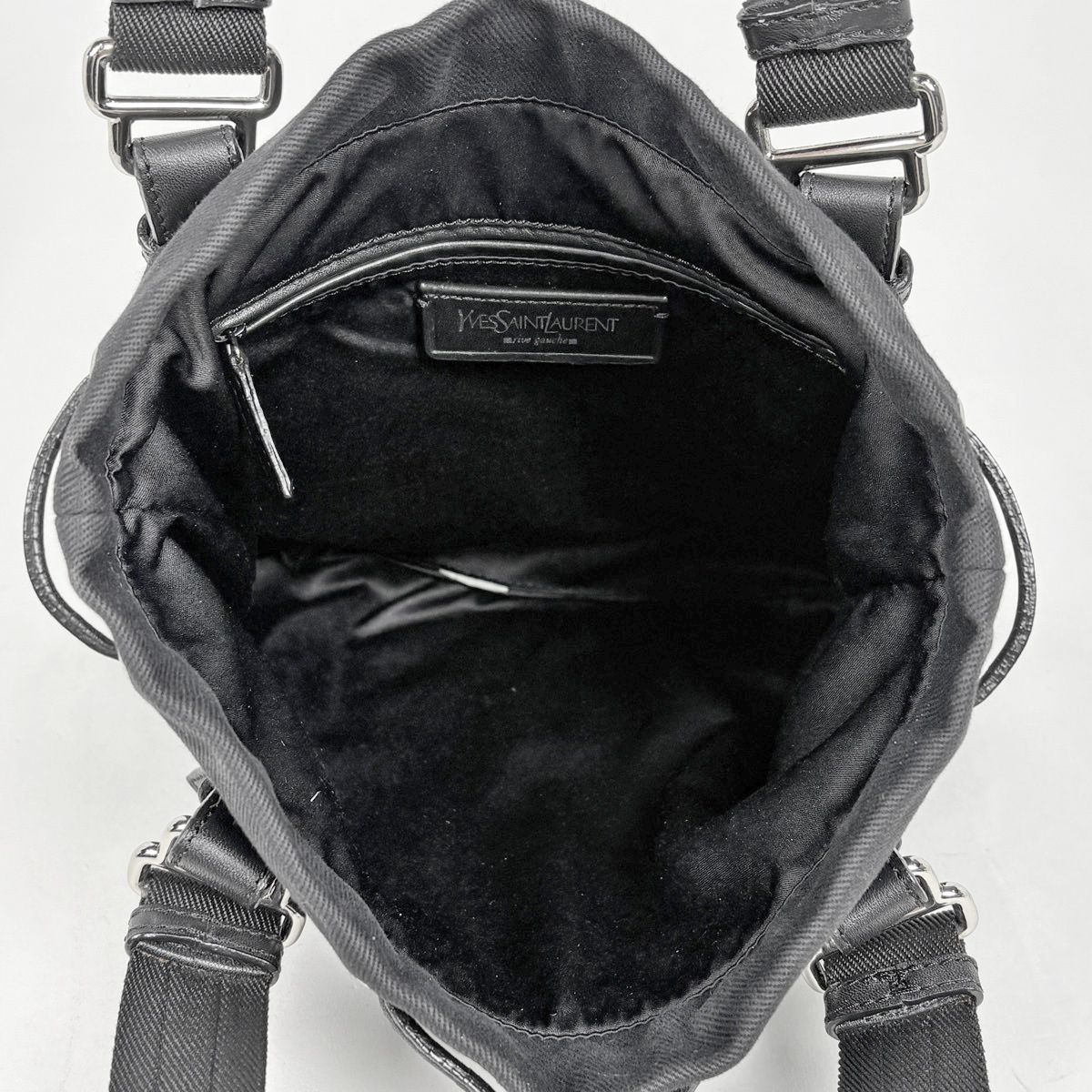 Saint Laurent Kahara Tote Canvas Black — view 8
