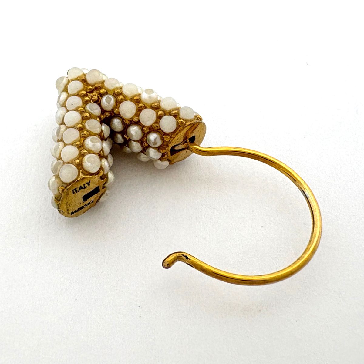Louis Vuitton Doreil Hoop Essential Lou Earrings Faux Pearl White Gold — view 4