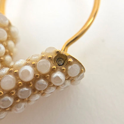 Louis Vuitton Doreil Hoop Essential Lou Earrings Faux Pearl White Gold — view 5