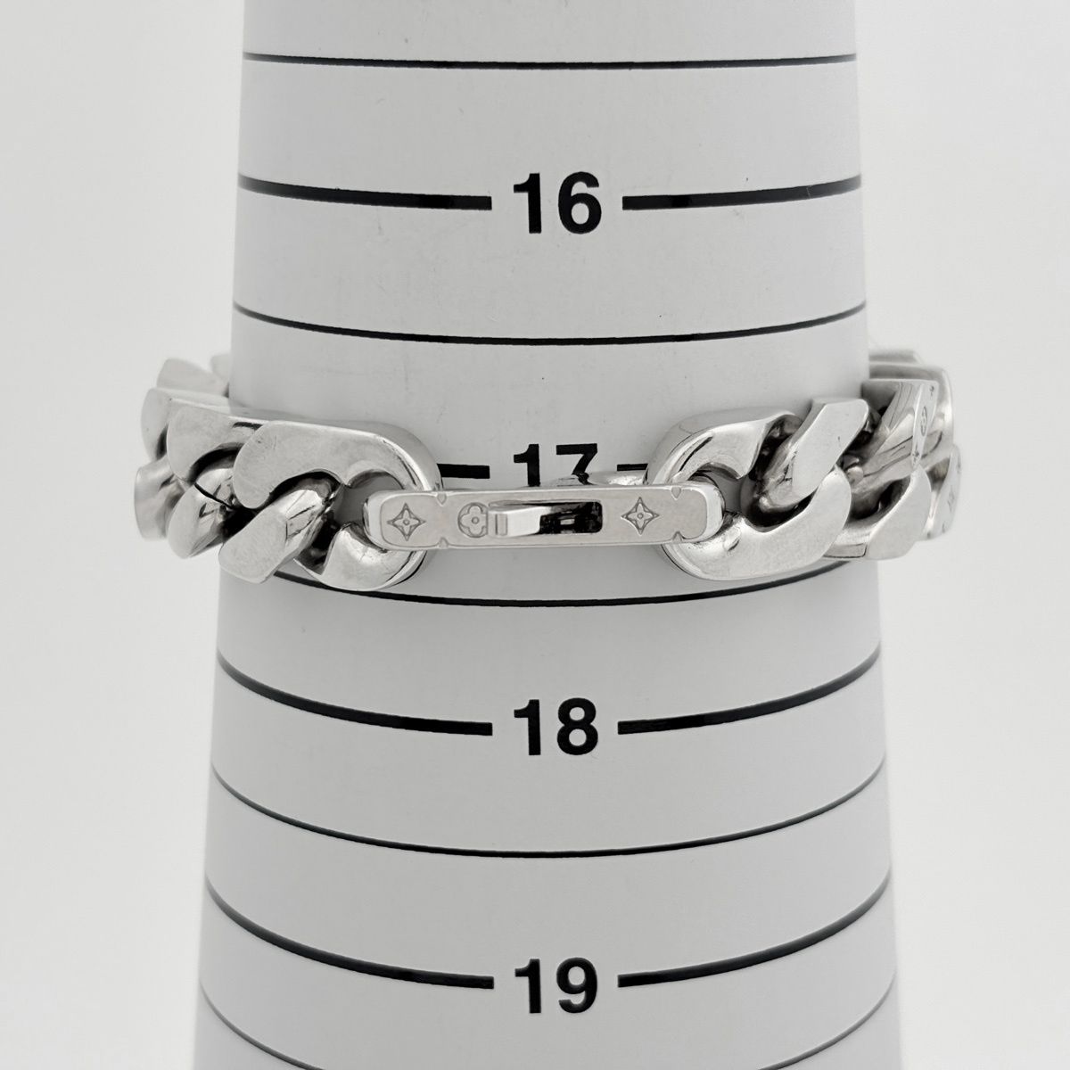 Louis Vuitton Bracelet LV Chain Links Silver Plated — view 6